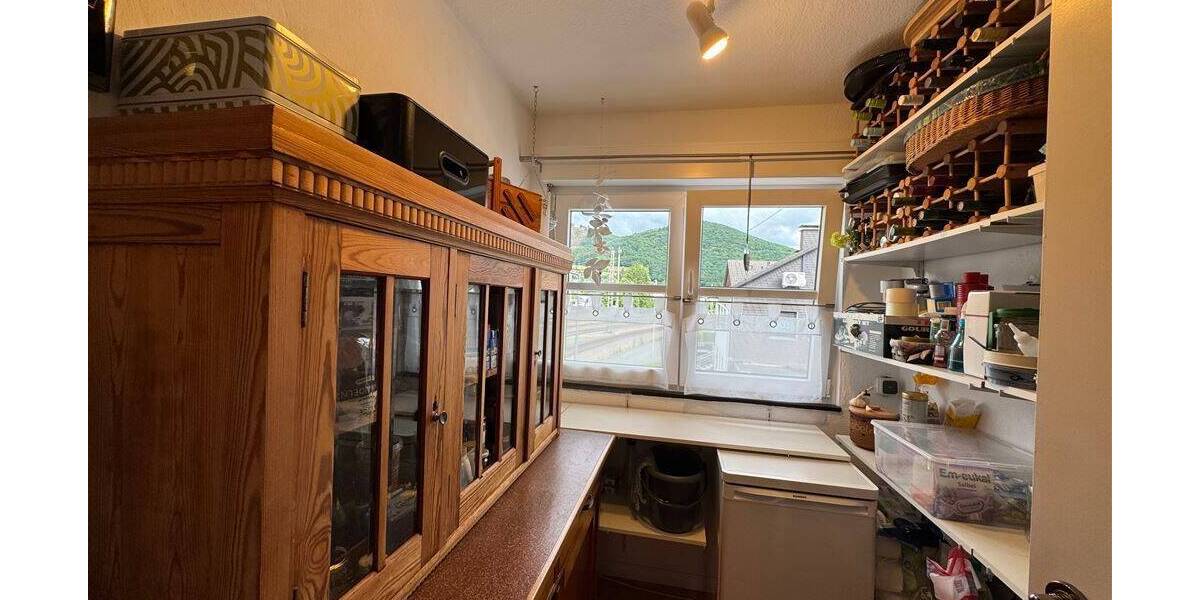 Mehrfamilienhaus, Wohnhaus Lennestadt Meggen - 9 Zimmer, 244 m&sup2;, 395.000&euro; | Angebot:25771706