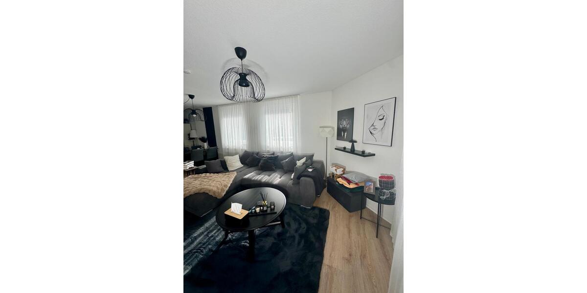 Erdgeschoßwohnung Siegen - 2 Zimmer, 64 m&sup2;, 695&euro; | Angebot:25832698