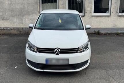 VW Touran 224.900 km 8.900 &euro; Siegen 57078