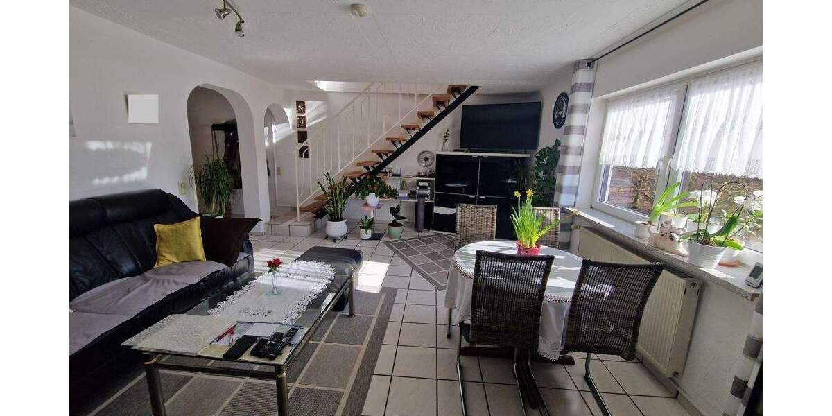 Etagenwohnung Kreuztal Ferndorf - 4 Zimmer, 102 m&sup2;, 275.000&euro; | Angebot:25685062