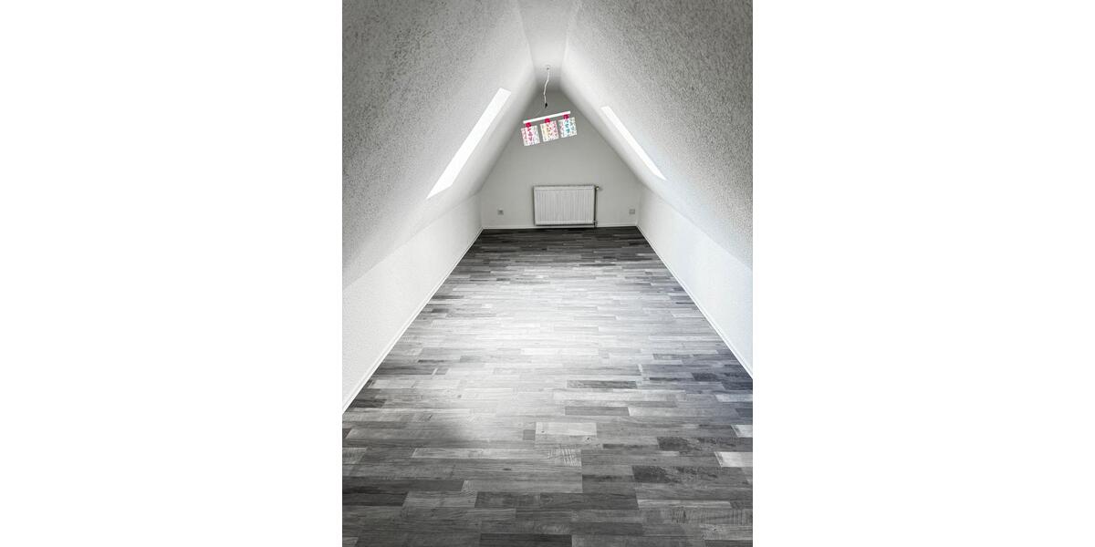 Etagenwohnung Siegen - 4 Zimmer, 88 m&sup2;, 740&euro; | Angebot:25907550