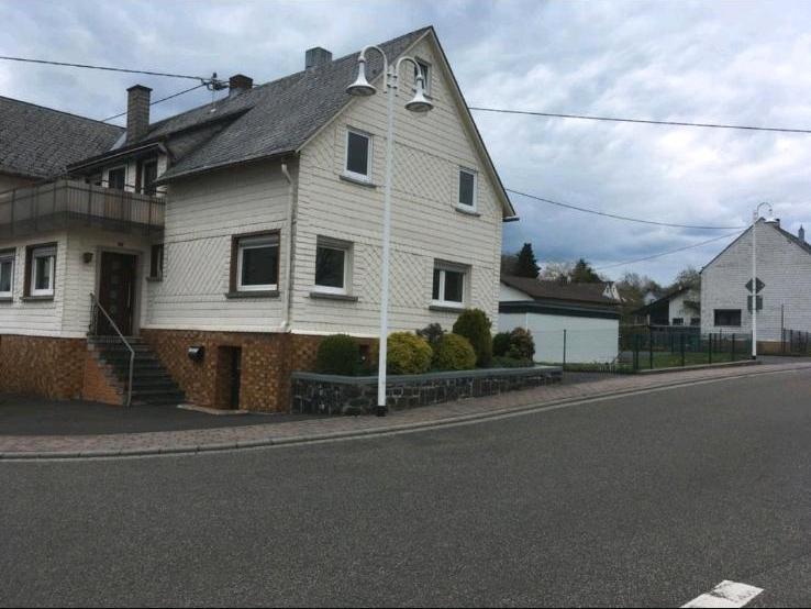 Doppelhaushälfte Bad Marienberg (Westerwald) - 7 Zimmer, 120 m&sup2;, 1.200&euro; | Angebot:25354930