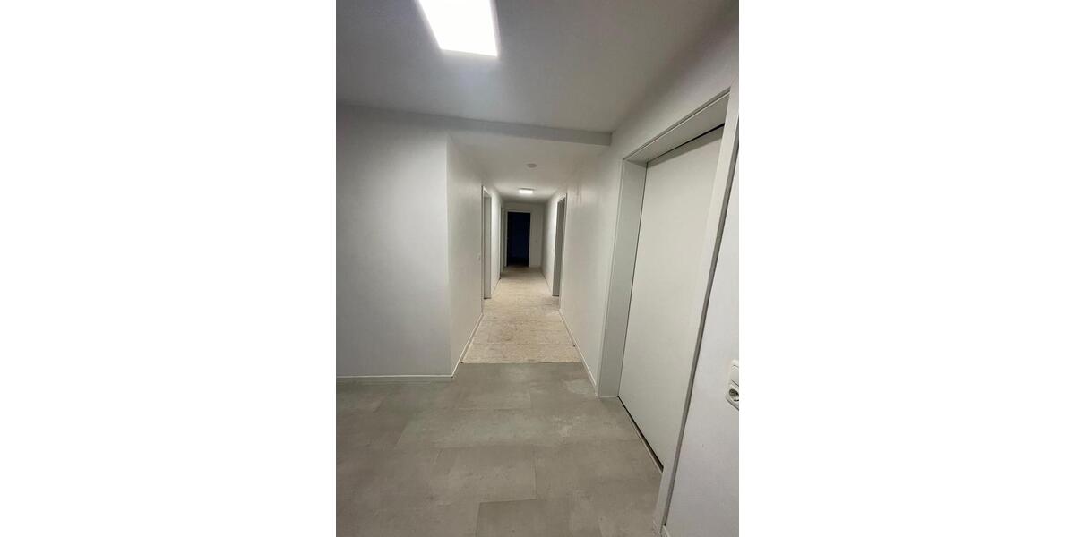 Etagenwohnung Dillenburg - 5 Zimmer, 110 m&sup2;, 795&euro; | Angebot:25975727