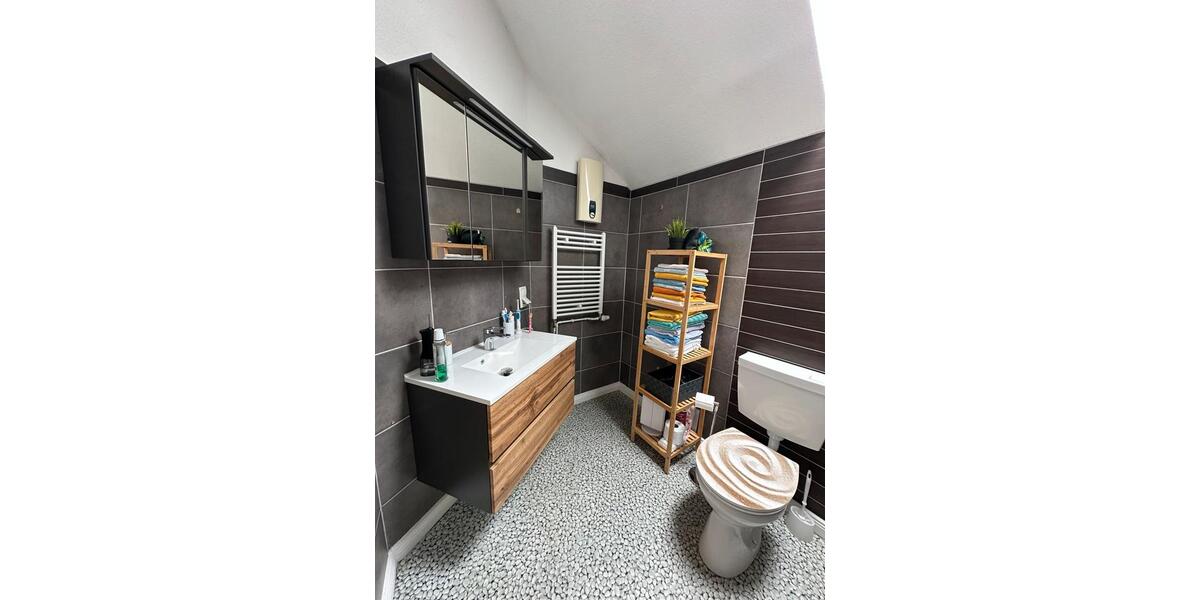 Doppelhaushälfte Nauroth - 5 Zimmer, 125 m&sup2;, 267.000&euro; | Angebot:26040139