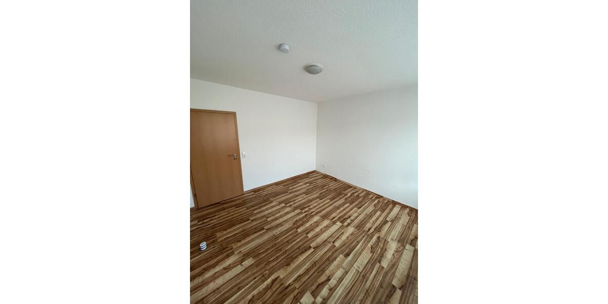 Etagenwohnung Siegen Weidenau - 3 Zimmer, 107 m&sup2;, 1.350&euro; | Angebot:25842747