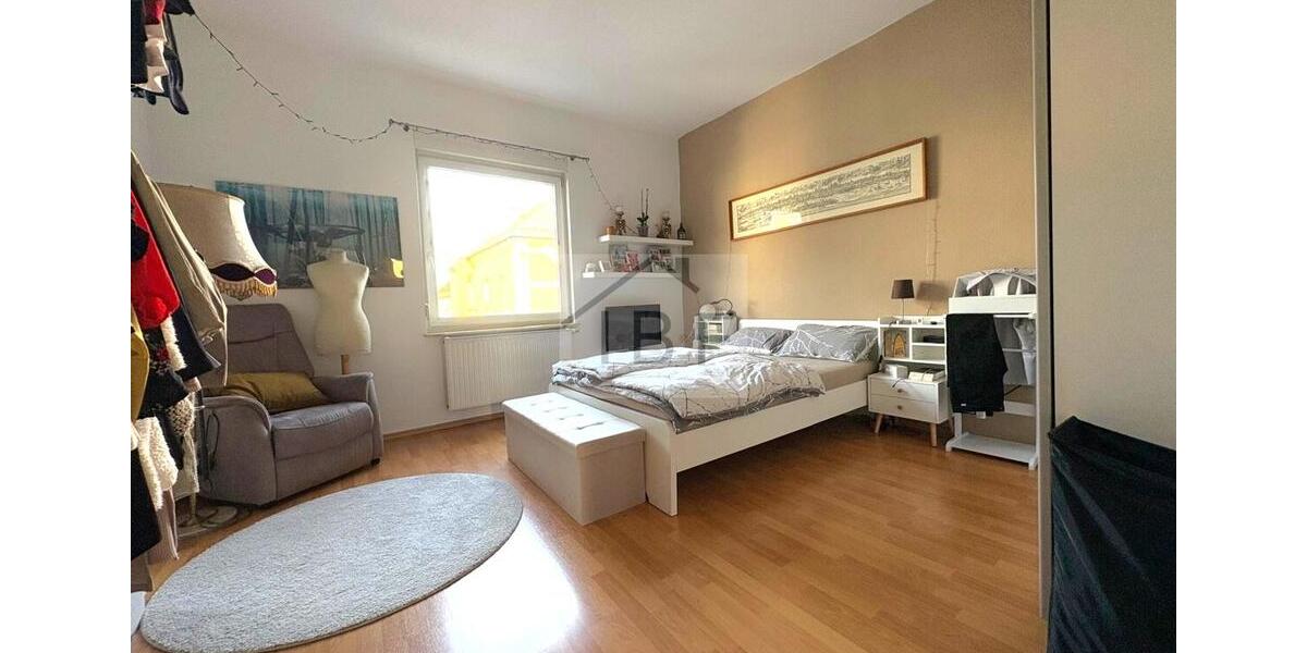 Etagenwohnung Siegen - 3 Zimmer, 82 m&sup2;, 650&euro; | Angebot:25857606