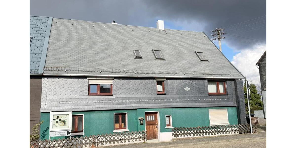 Einfamilienhaus Weitefeld - 9 Zimmer, 211 m&sup2;, 1.450&euro; | Angebot:26008565