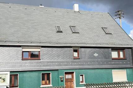 Haus Weitefeld - 9 Zimmer, 211 m&sup2;, 1.450&euro; | Angebot:26008565