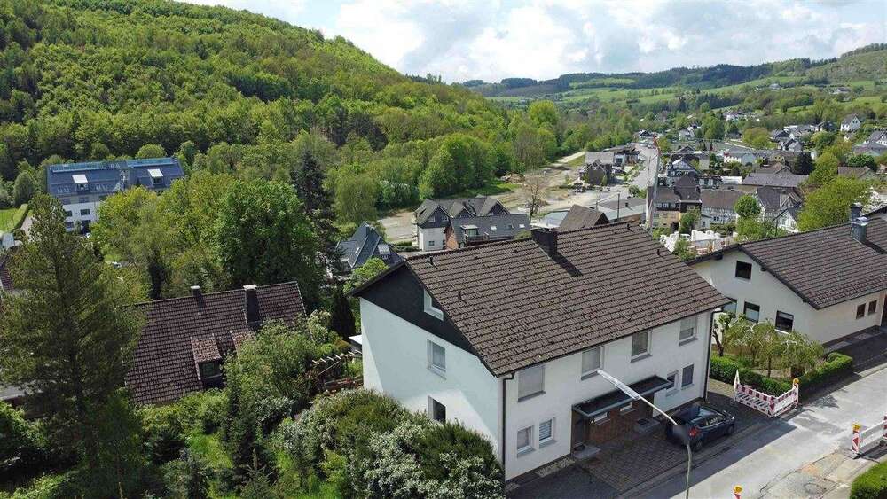 Einfamilienhaus Morsbach - 8 Zimmer, 232 m&sup2;, 299.000&euro; | Angebot:26976794