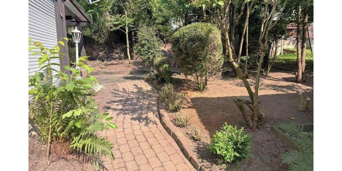 Einfamilienhaus Eschenburg / Eiershausen Eiershausen - 7 Zimmer, 195 m&sup2;, 159.000&euro; | Angebot:25728160