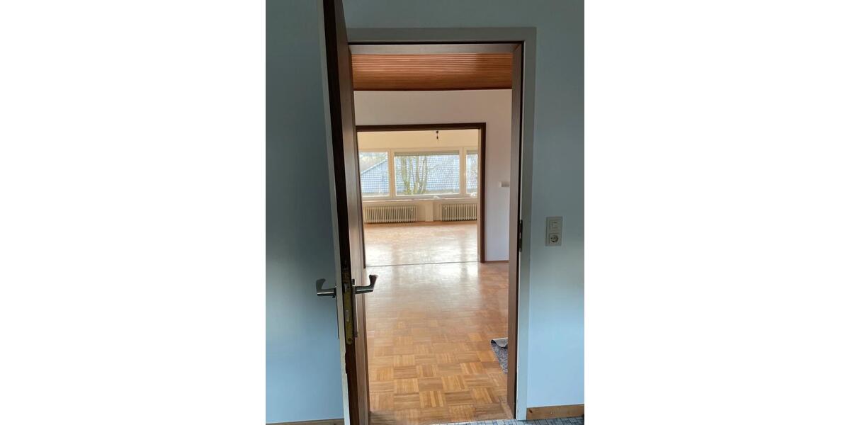 Einfamilienhaus Hachenburg - 7 Zimmer, 170 m&sup2;, 420.000&euro; | Angebot:25294518