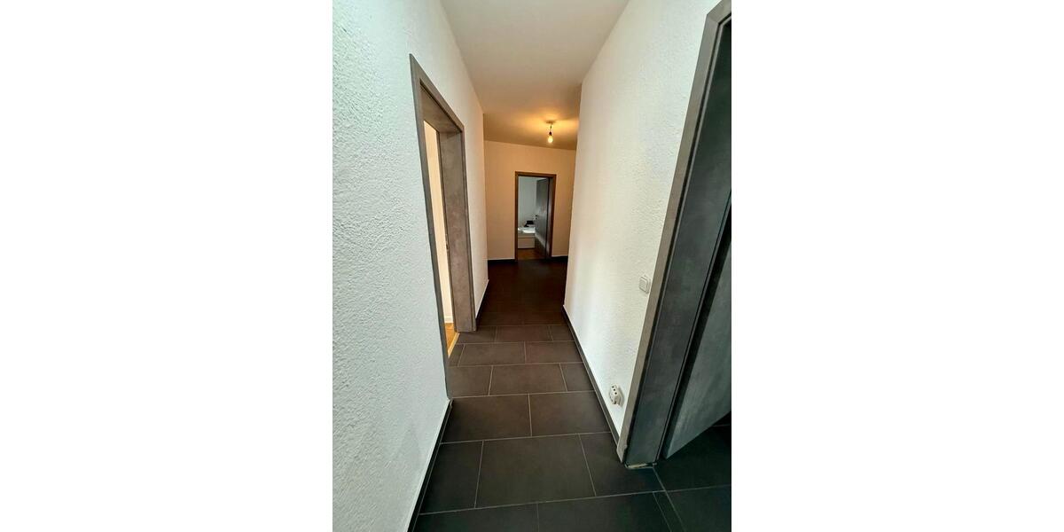 Etagenwohnung Betzdorf - 4 Zimmer, 100 m&sup2;, 1.000&euro; | Angebot:25961743