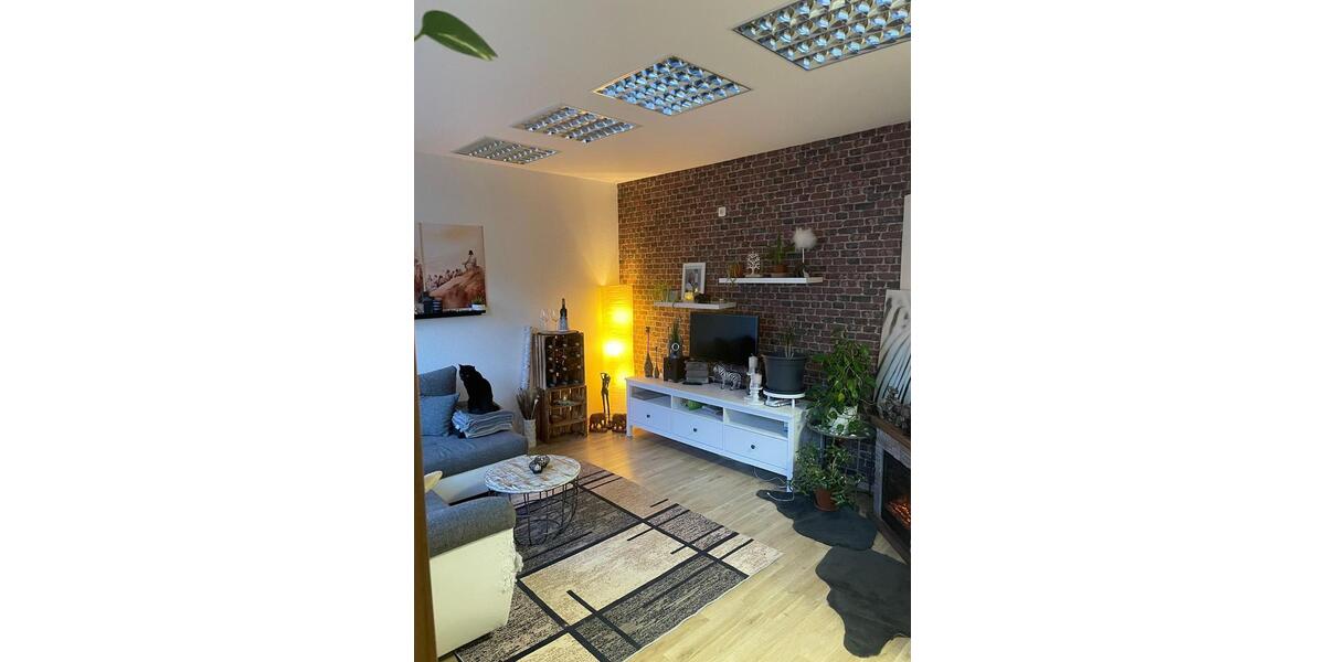 Etagenwohnung Bad Laasphe - 7 Zimmer, 155 m&sup2;, 800&euro; | Angebot:26041684