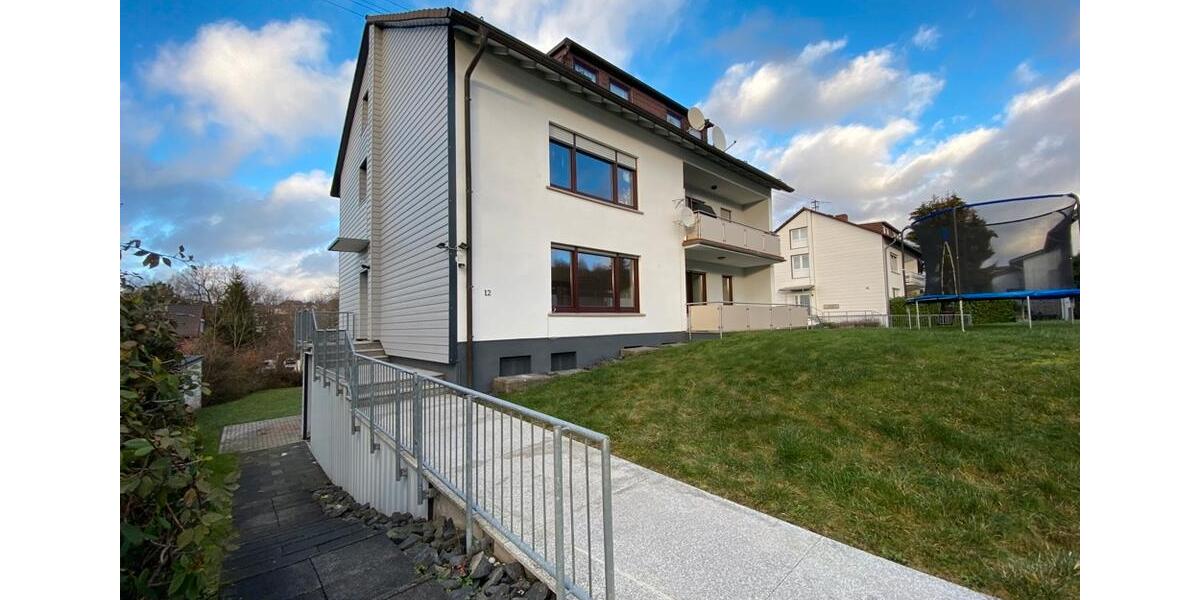 Etagenwohnung Hachenburg - 4 Zimmer, 100 m&sup2;, 825&euro; | Angebot:24862382