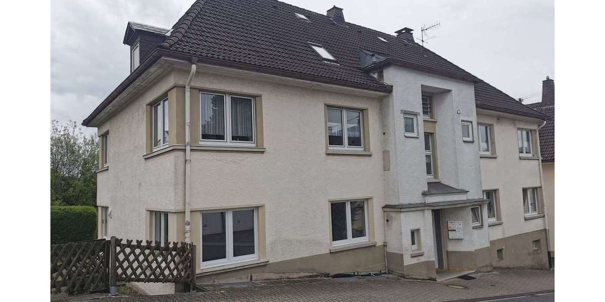 Etagenwohnung Kreuztal - 3 Zimmer, 84 m&sup2;, 582&euro; | Angebot:26681614