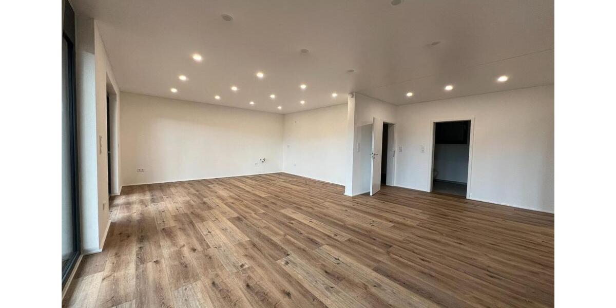 Terrassenwohnung Freudenberg - 3 Zimmer, 105 m&sup2;, 1.000&euro; | Angebot:25974971