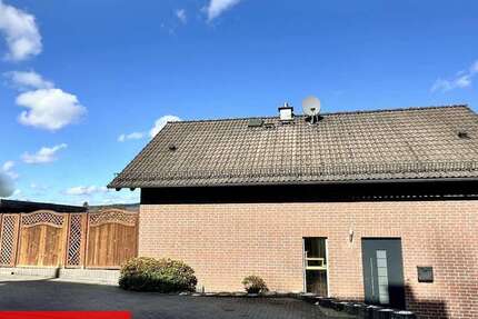 Haus Hilchenbach - 7 Zimmer, 173 m&sup2;, 359.000&euro; | Angebot:25341732