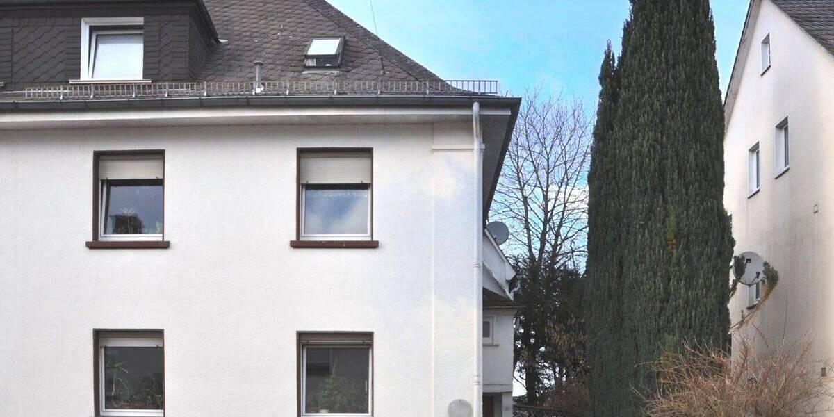 Mehrfamilienhaus, Wohnhaus Siegen Kaan-Marienborn - 5 Zimmer, 114 m&sup2;, 239.000&euro; | Angebot:26260804