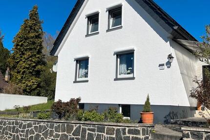 Haus Herborn - 2 Zimmer, 85 m&sup2;, 295.000&euro; | Angebot:25477353