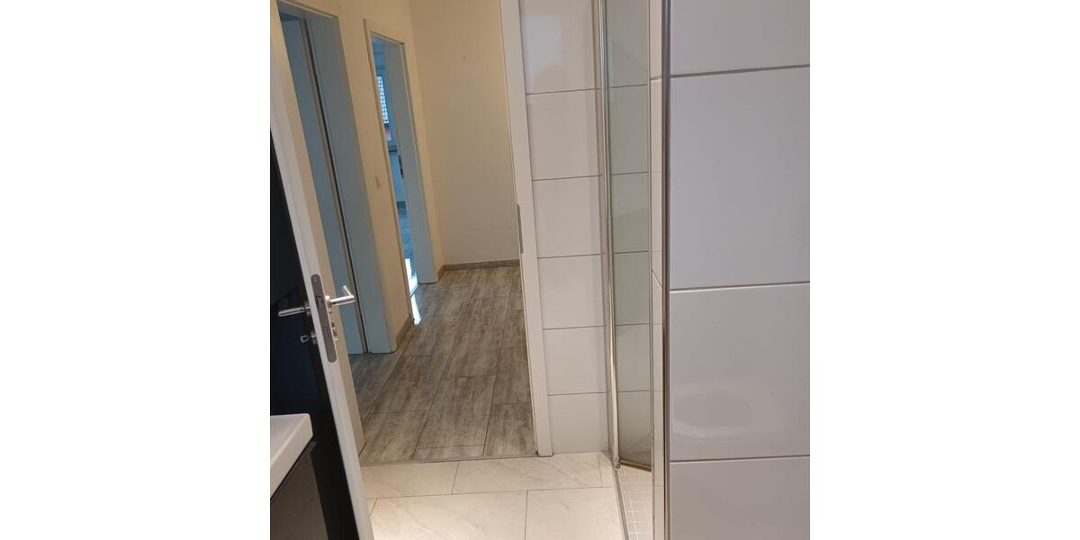 Mehrfamilienhaus, Wohnhaus Siegen Eiserfeld - 6 Zimmer, 140 m&sup2;, 260.000&euro; | Angebot:26395029