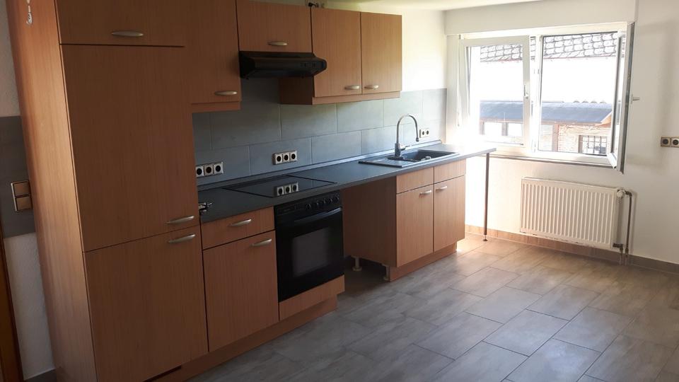 Etagenwohnung Haiger - 5 Zimmer, 104 m&sup2;, 890&euro; | Angebot:25365806