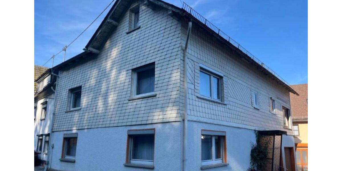 Einfamilienhaus Burbach - 5 Zimmer, 133 m&sup2;, 125.000&euro; | Angebot:25354624