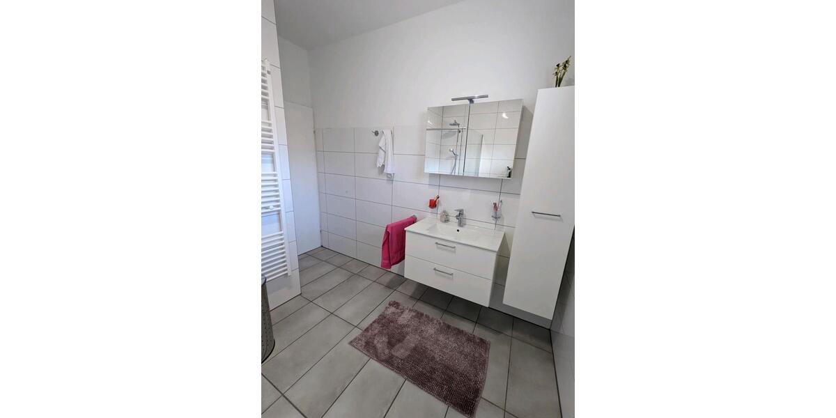 Etagenwohnung Siegen Eiserfeld - 3 Zimmer, 83 m&sup2;, 705&euro; | Angebot:25996432