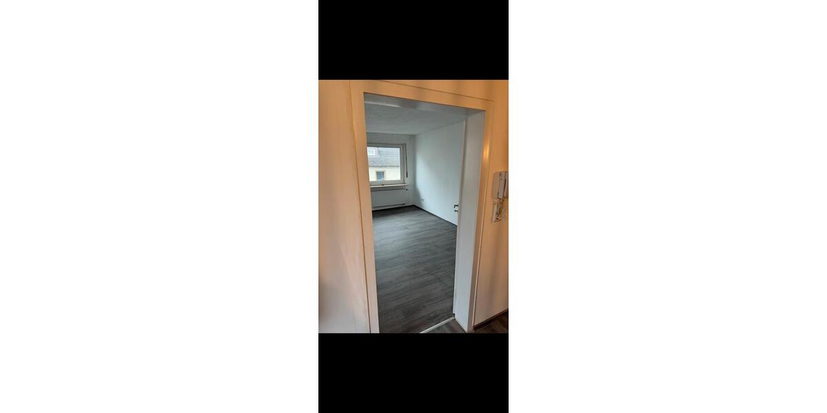 Etagenwohnung Siegen Eiserfeld - 5 Zimmer, 120 m&sup2;, 775&euro; | Angebot:26468250