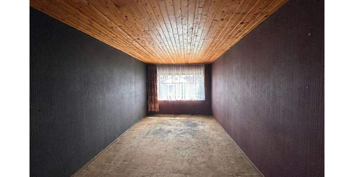 Einfamilienhaus Breitscheid-Gusternhain Gusternhain - 7 Zimmer, 188 m&sup2;, 159.000&euro; | Angebot:25685047