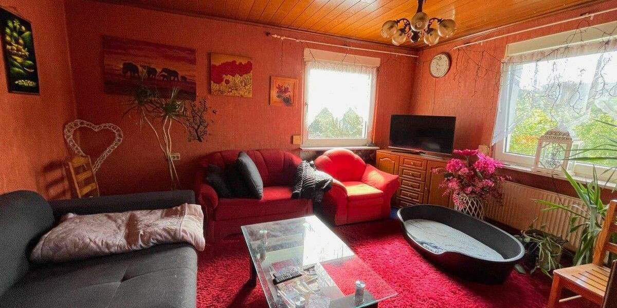 Einfamilienhaus Dietzhölztal / Ewersbach Ewersbach - 5 Zimmer, 93 m&sup2;, 98.000&euro; | Angebot:25768526