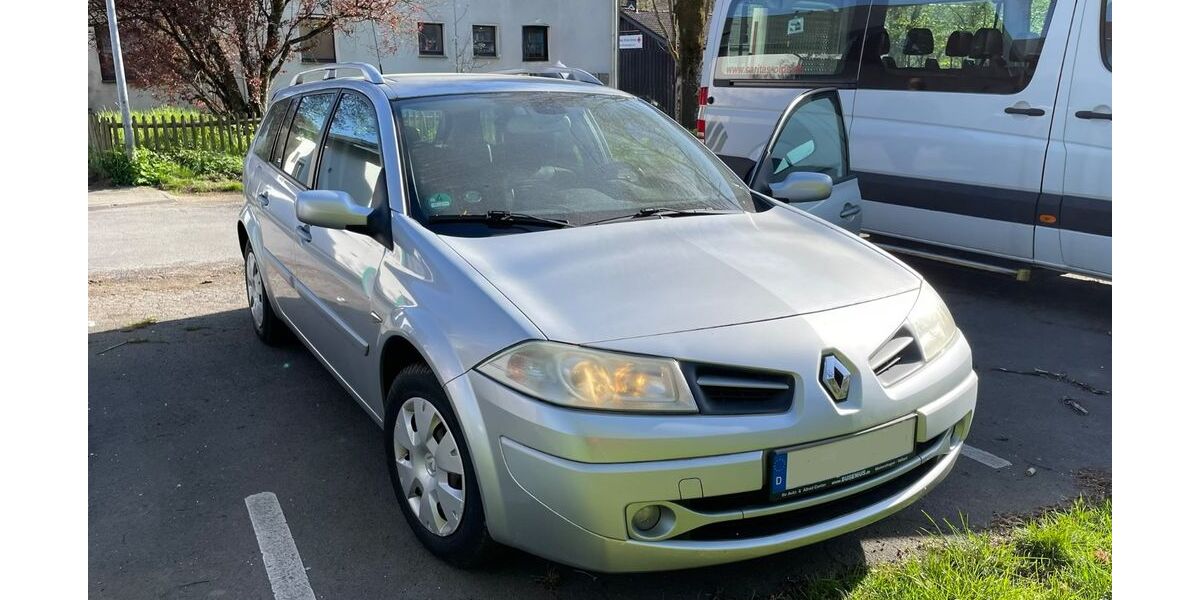 Renault Megane 68.100 km 3.120 &euro; Drolshagen 57489