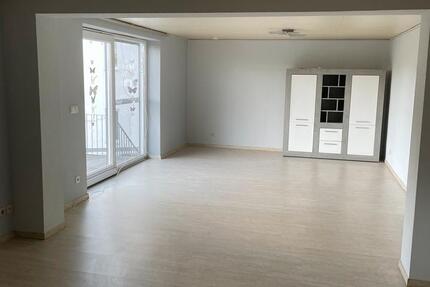 Wohnung Siegen Dillnhütten - 2 Zimmer, 67 m&sup2;, 800&euro; | Angebot:27594010