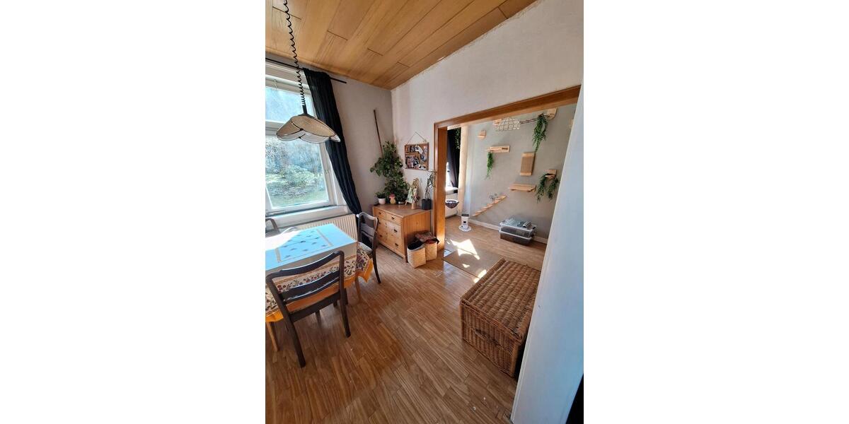 Erdgeschoßwohnung Siegen Kaan-Marienborn - 2.5 Zimmer, 84 m&sup2;, 820&euro; | Angebot:26090526