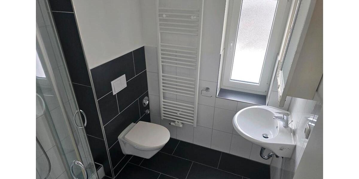 Dachgeschoßwohnung Siegen Dillnhütten - 3 Zimmer, 53 m&sup2;, 498&euro; | Angebot:24676956