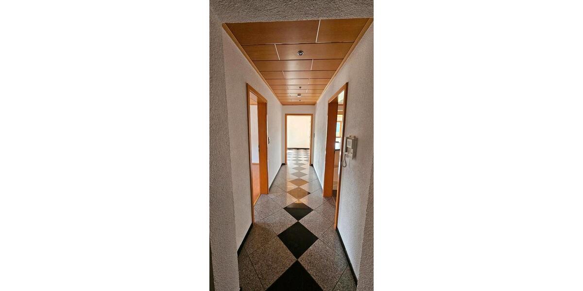 Erdgeschoßwohnung Dillenburg Frohnhausen - 4 Zimmer, 102 m&sup2;, 800&euro; | Angebot:26648482