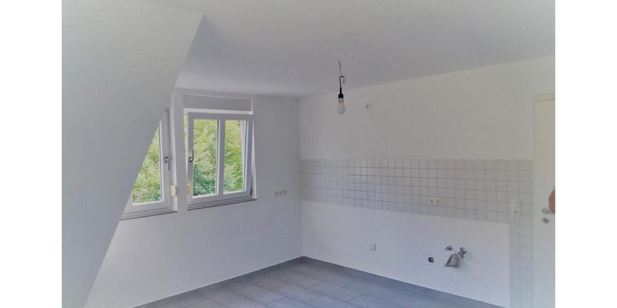 Dachgeschoßwohnung Siegen Kaan-Marienborn - 3 Zimmer, 88 m&sup2;, 940&euro; | Angebot:26049832