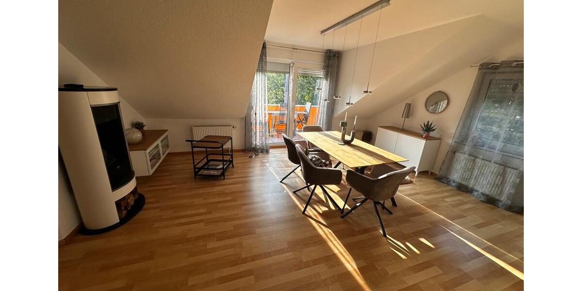 Dachgeschoßwohnung Kreuztal - 3 Zimmer, 72 m&sup2;, 180.000&euro; | Angebot:27171412