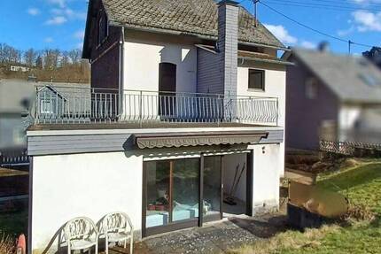 Haus Siegen Eiserfeld - 6 Zimmer, 165 m&sup2;, 149.000&euro; | Angebot:26082458