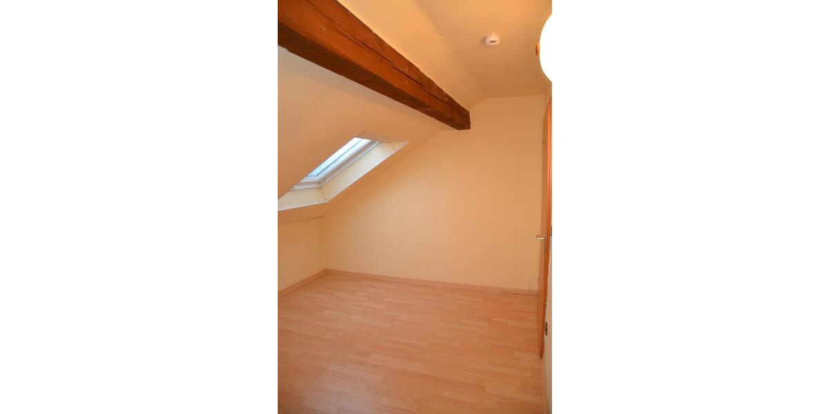 Einfamilienhaus Hilchenbach - 10 Zimmer, 300 m&sup2;, 300.000&euro; | Angebot:25982484