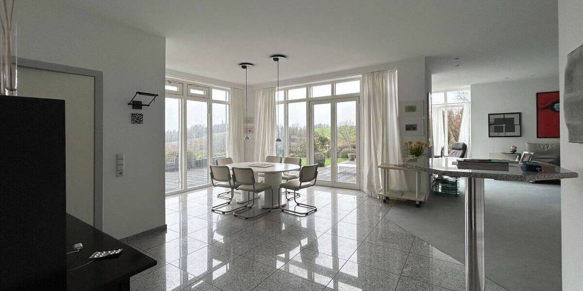 Einfamilienhaus Reichshof Eckenhagen - 1 Zimmer, 379 m&sup2;, 869.000&euro; | Angebot:25982988