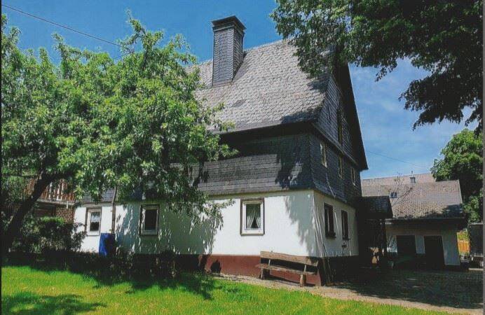 Bauernhaus, Landhaus Siegen Breitenbach - 5 Zimmer, 216 m&sup2;, 699.000&euro; | Angebot:26141018