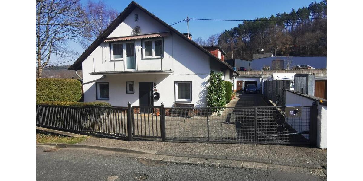Einfamilienhaus Siegen Eiserfeld - 4 Zimmer, 103 m&sup2;, 240.000&euro; | Angebot:25832750