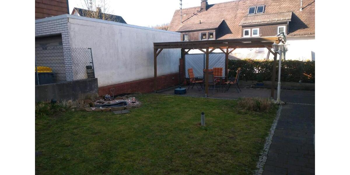 Einfamilienhaus Siegen Eiserfeld - 6 Zimmer, 140 m&sup2;, 185.000&euro; | Angebot:23633703