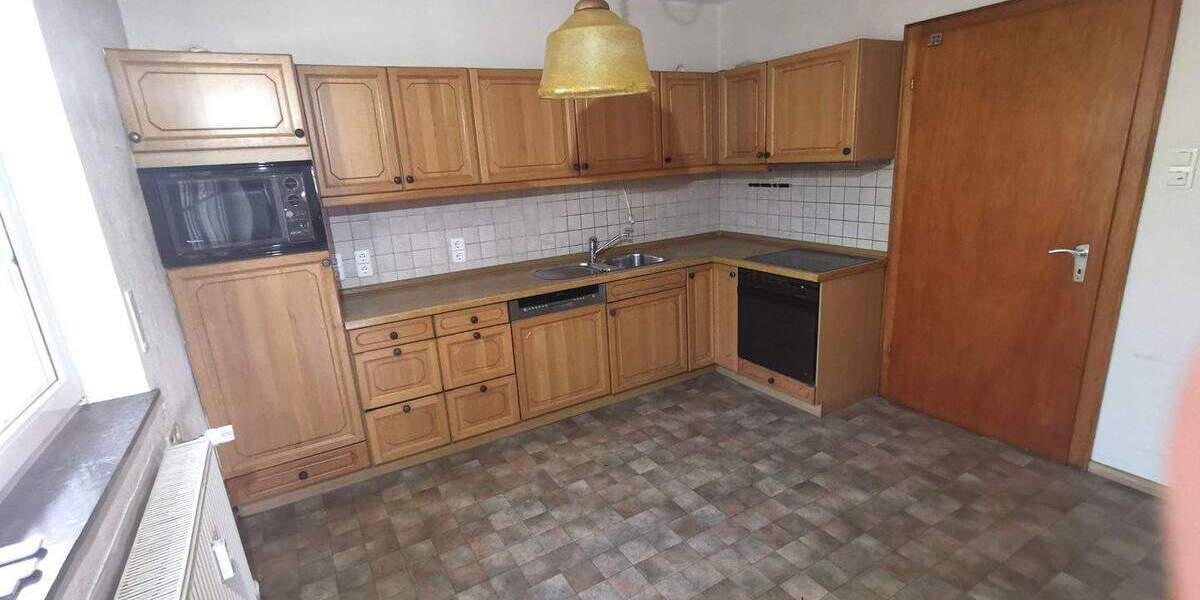 Mehrfamilienhaus, Wohnhaus Derschen - 9 Zimmer, 330.000&euro; | Angebot:25689028