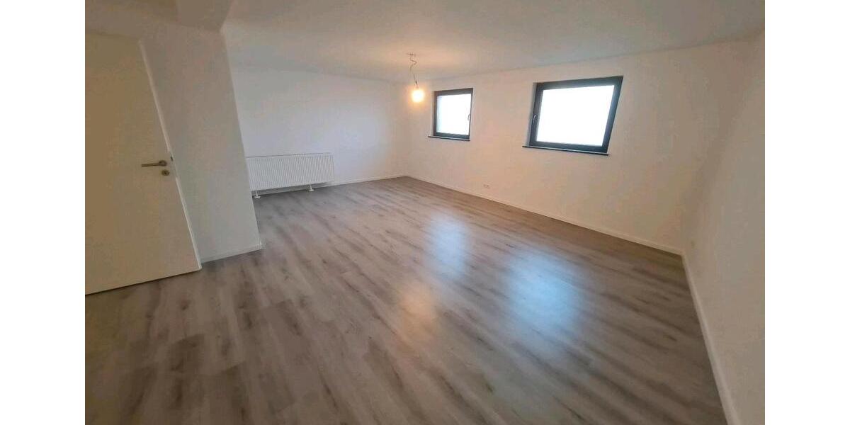 Erdgeschoßwohnung Hellenhahn-Schellenberg Schellenberg - 4 Zimmer, 140 m&sup2;, 830&euro; | Angebot:25995728