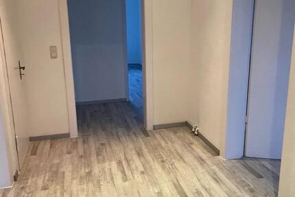 Wohnung Siegen Weidenau - 3 Zimmer, 78 m&sup2;, 760&euro; | Angebot:25996440