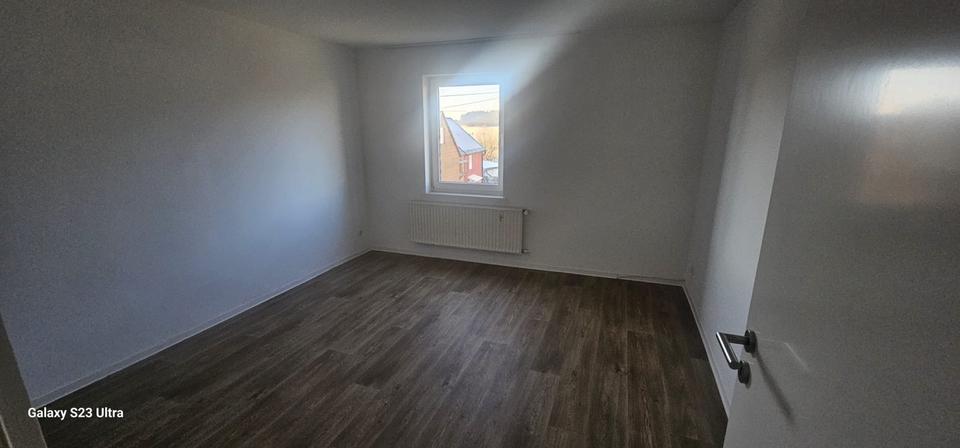 Etagenwohnung Rennerod - 5 Zimmer, 120 m&sup2;, 1.000&euro; | Angebot:24976233