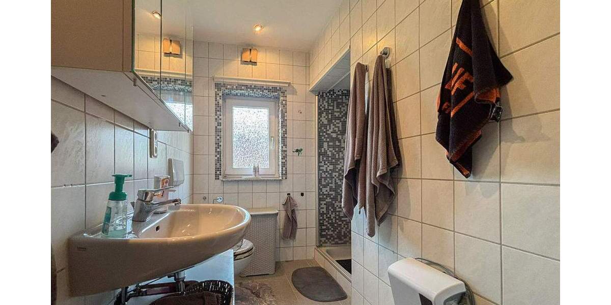 Einfamilienhaus Birken-Honigsessen Honigsessen - 6 Zimmer, 129 m&sup2;, 240.000&euro; | Angebot:25738121