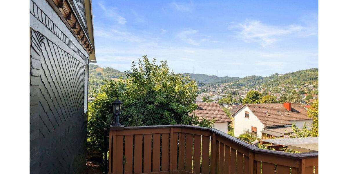 Einfamilienhaus Bad Laasphe - 6 Zimmer, 183 m&sup2;, 336.000&euro; | Angebot:25775252