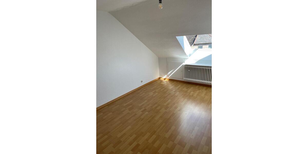 Dachgeschoßwohnung Attendorn - 4 Zimmer, 68 m&sup2;, 580&euro; | Angebot:26656122